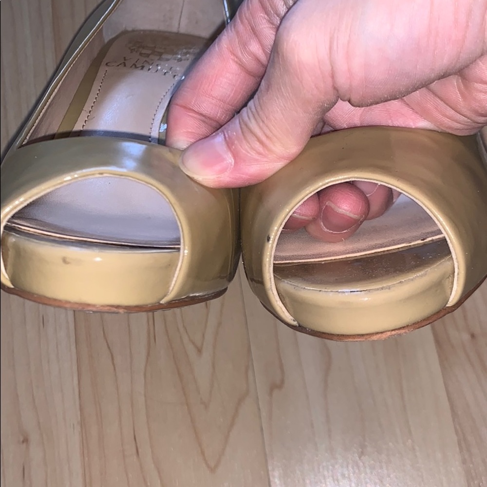 Shoes - Picture 5 of 8